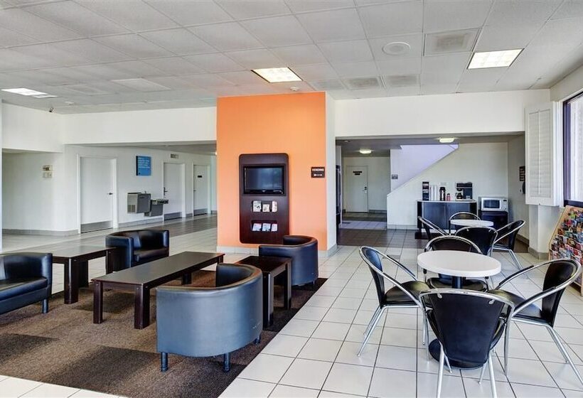 مُتل Executive Inn & Suites