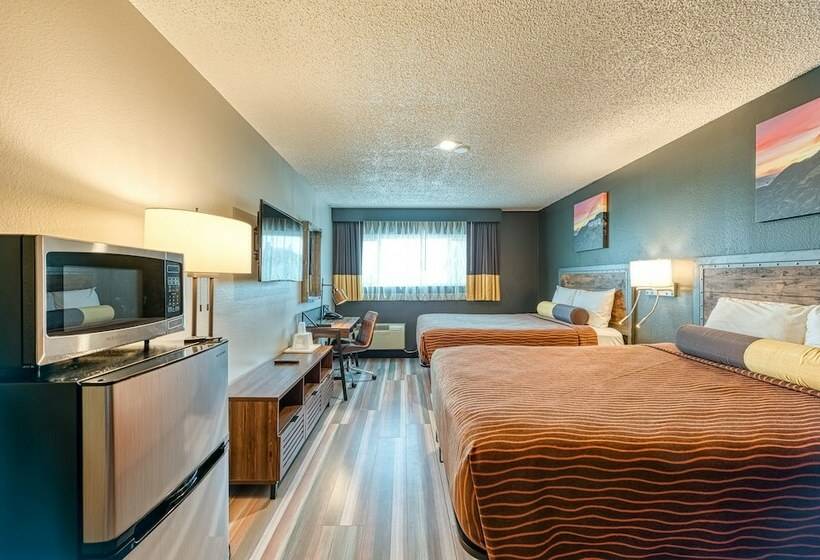 Общежитие La Mirage Inn  Hollywood