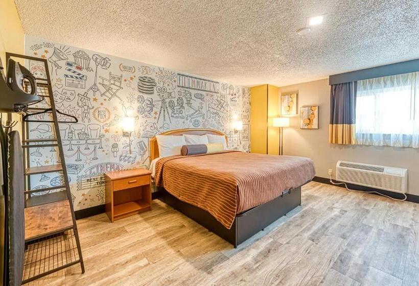 Общежитие La Mirage Inn  Hollywood