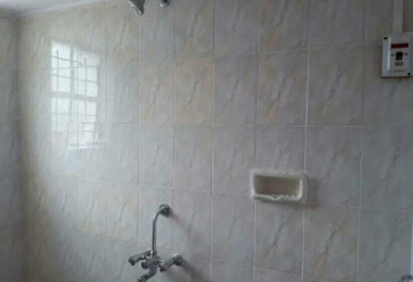 فندق Vamoose Laxmi Hill Resort