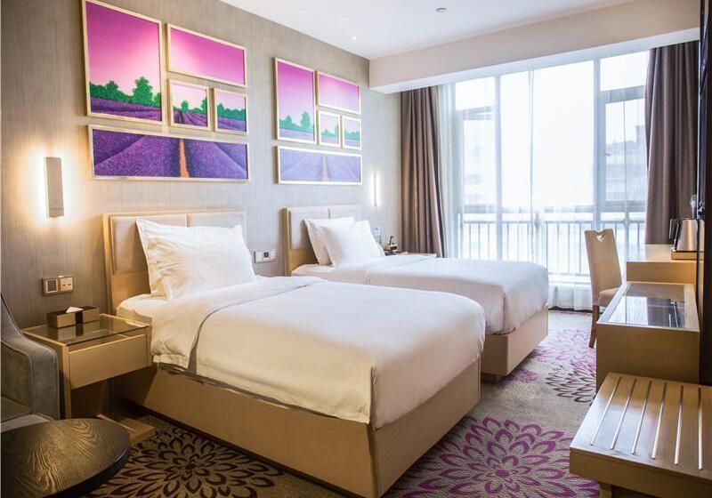 Lavande Hotel Xiangyang Train Station Peoples Square