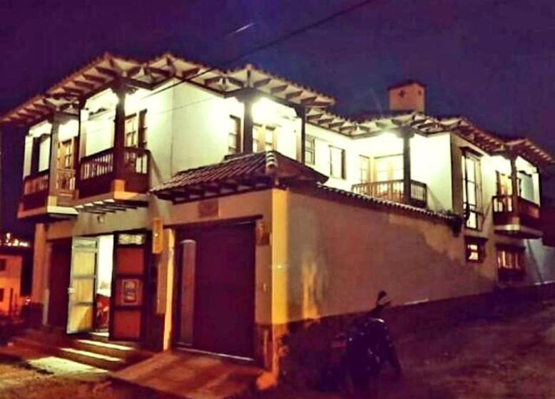 پانسیون Hospederia Sandaned