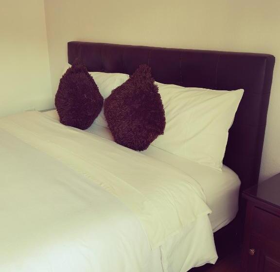 پانسیون Hospederia Sandaned