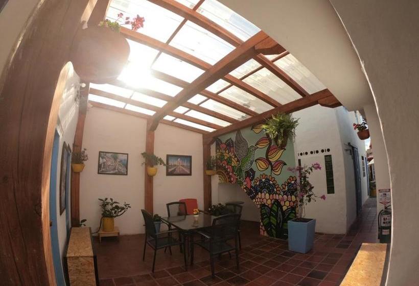 پانسیون Villa Chie Plaza Mayor