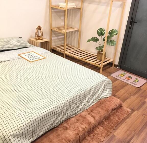 تختخواب و صبحانه 1993’s House