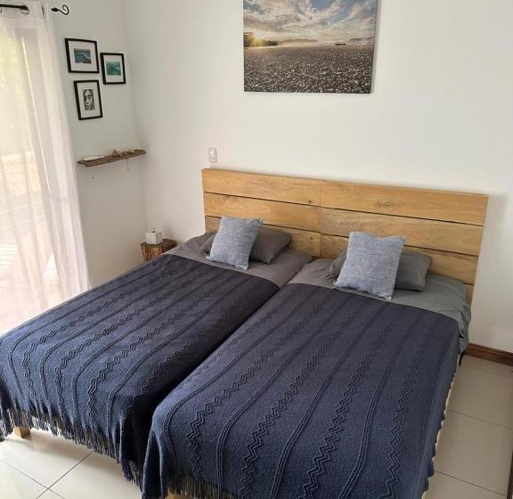 ベッドアンドブレックファースト El Chante Surf House