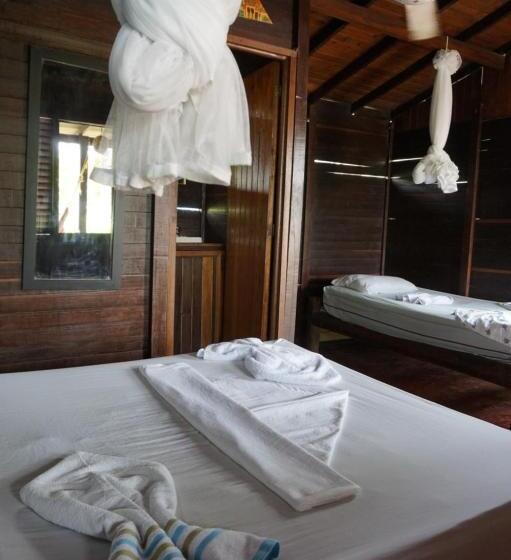 پانسیون Dive And Green Capurgana