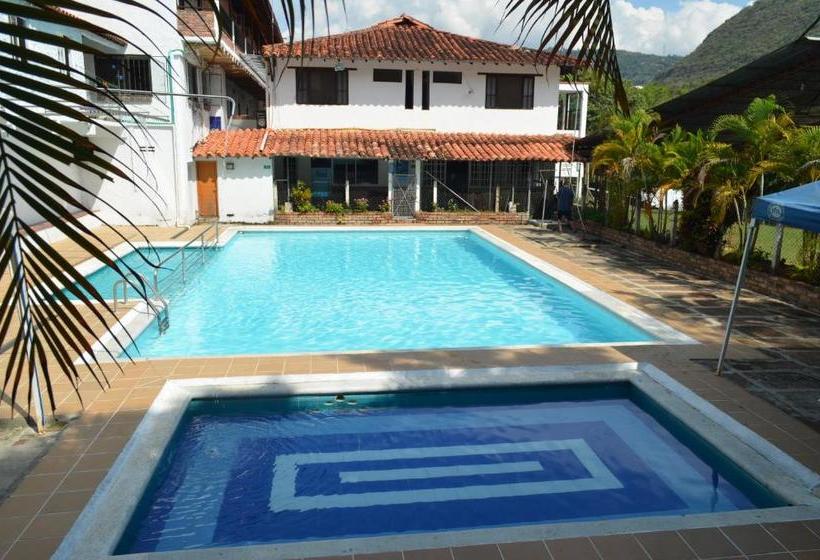 هتل Campestre La Ribera Del Fonce