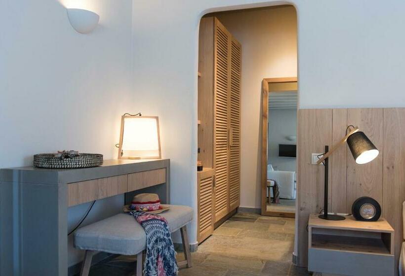 호텔 Sifnos House   Rooms & Spa