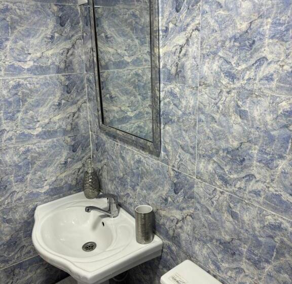 پانسیون Downtown Guest House
