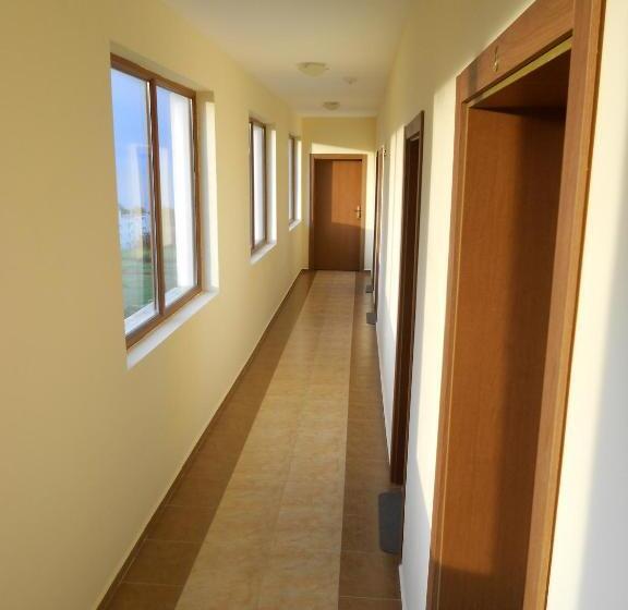 膳宿费 Family Hotel Amore