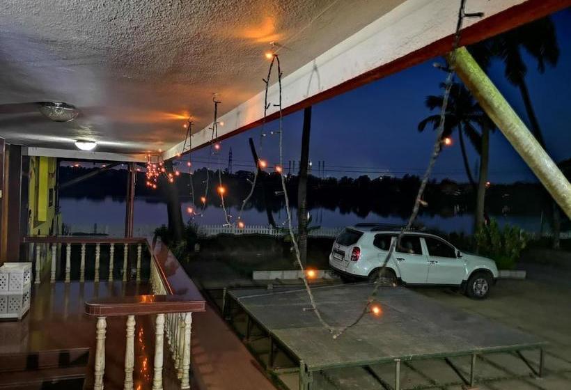 膳宿费 Nisarga Nirvana River House