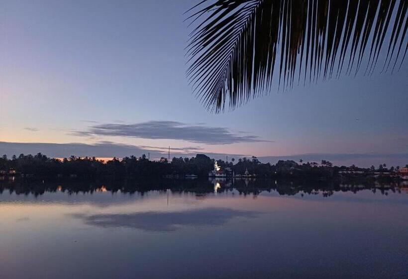 Пансион Villa River View