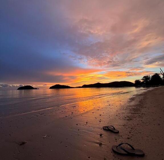 استراحتگاه Baan Koh Mak
