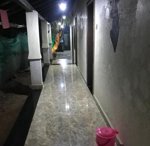 אתר נופש Visava Cottages Kihim Beach