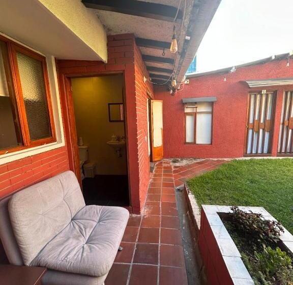 تختخواب و صبحانه Acogedor Hostal Usaquen La Parada Del Tren