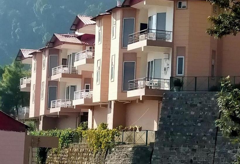 هتل Amravati Resort