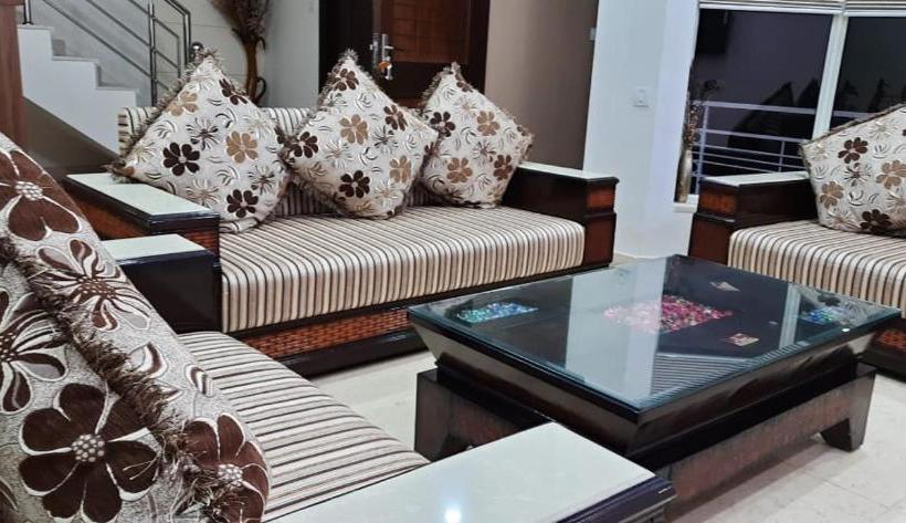 هتل Amravati Resort