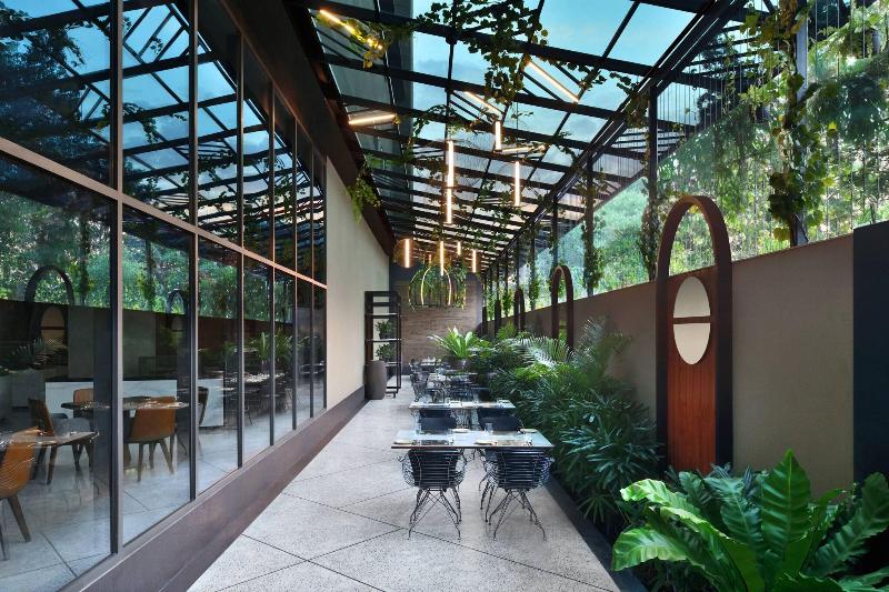 בית מלון כפרי Courtyard By Marriott Nashik