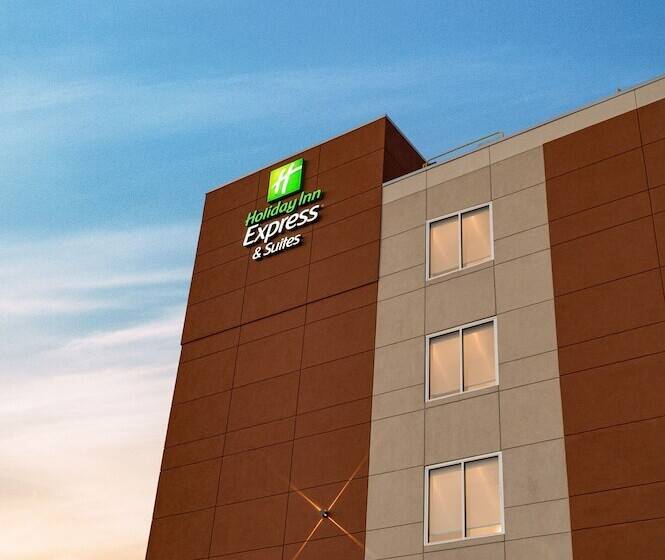 בית מלון כפרי Holiday Inn Express & Suites Sanford   Lake Mary, An Ihg