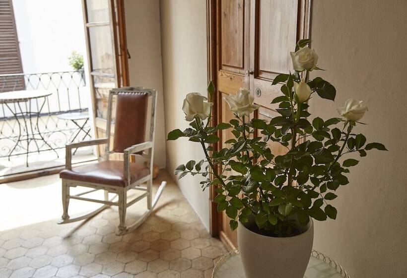 هتل Hostalet Can Pep