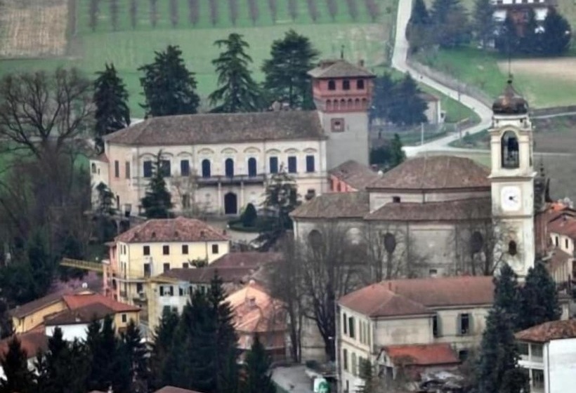 فندق Il Castello Di Bubbio