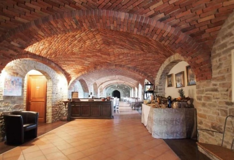 فندق Il Castello Di Bubbio