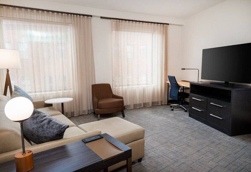 هتل Residence Inn By Marriott Grand Rapids Downtown