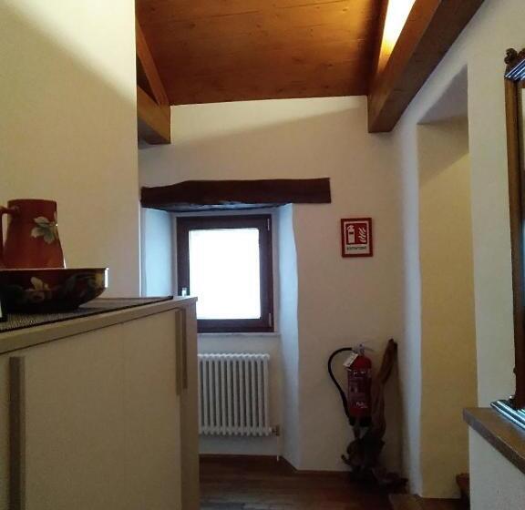 بنسيون Camere B81 Di Strain Neva