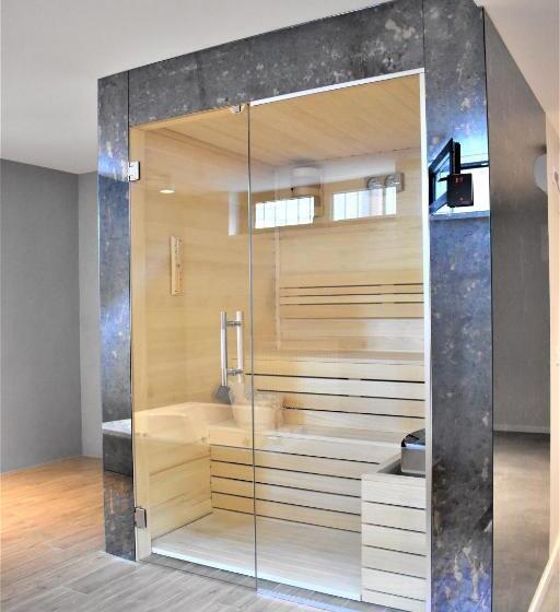 پانسیون Korpa Deli Rooms Spa