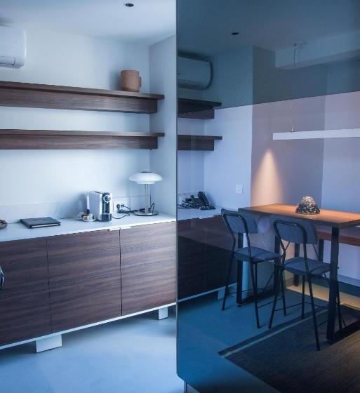 پانسیون Korpa Deli Rooms Spa