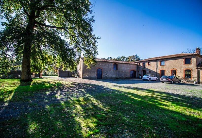 بنسيون La Grange Du Cleray