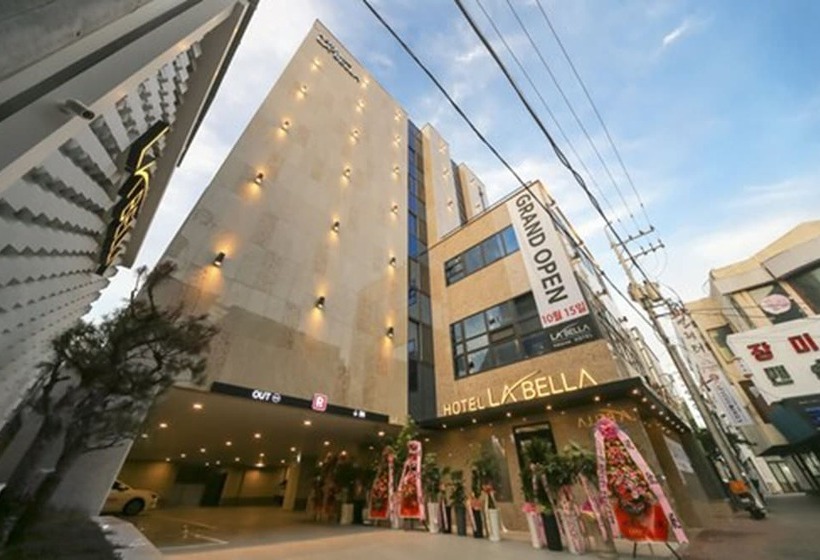 Daegu Dongseongro Hotel Labella
