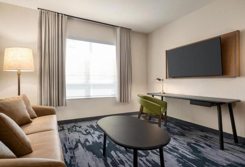 בית מלון כפרי Fairfield By Marriott Inn & Suites Bonita Springs