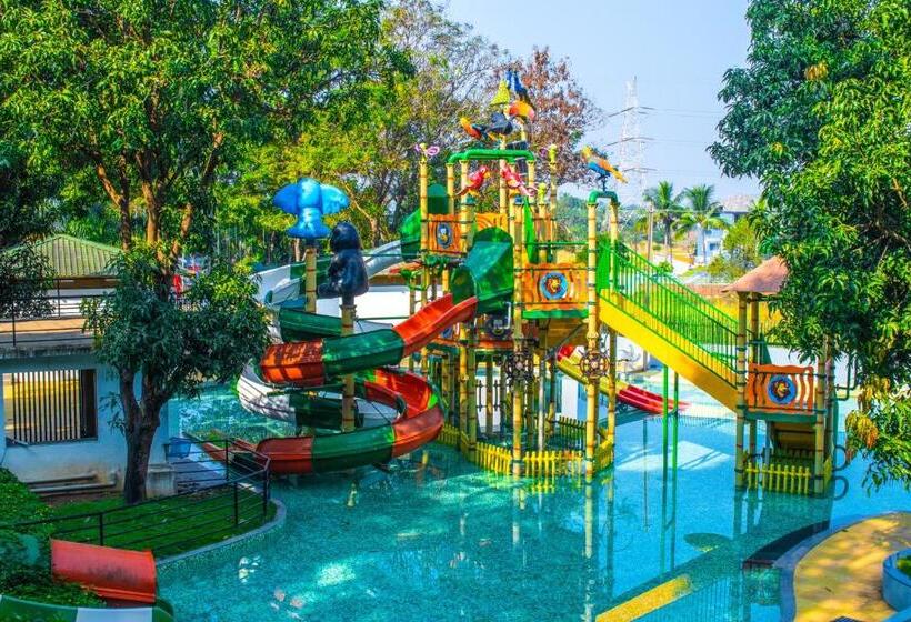 בית מלון כפרי Monteria Resort