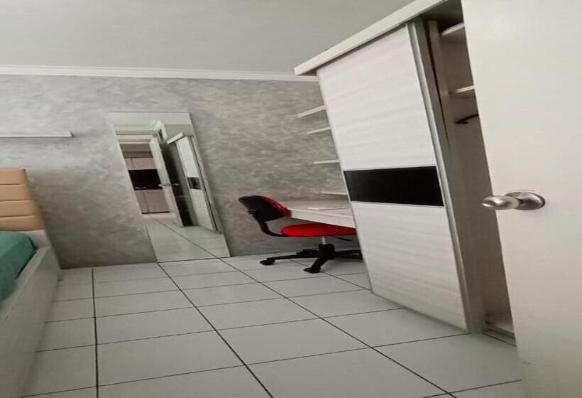 هتل Sewaunitkalcit