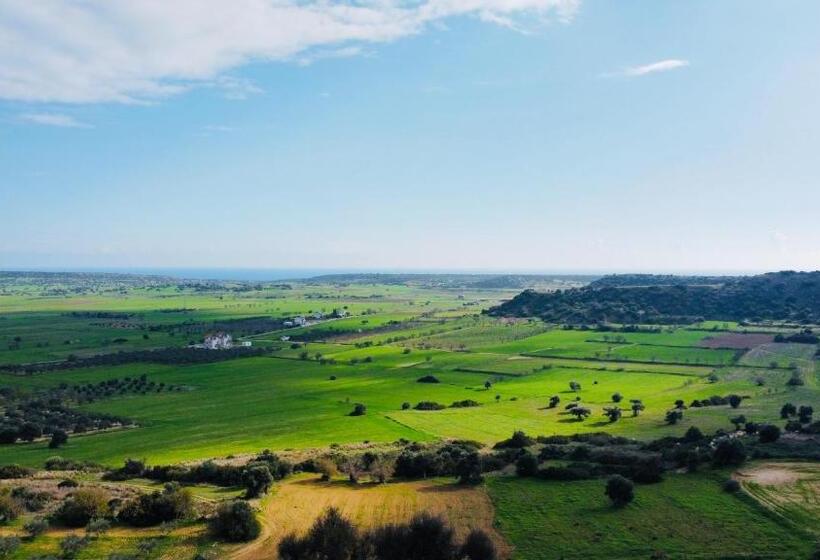 استراحتگاه Celebi Garden Hotel   Cittaslow Retreat