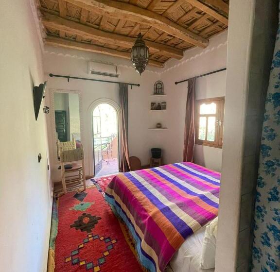 فندق صغير Auberge Tissadrine