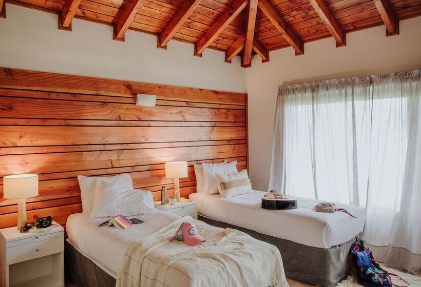 هاستل Hostería El Coirón