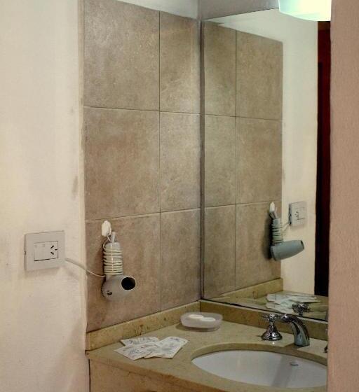 فندق صغير La Cautiva