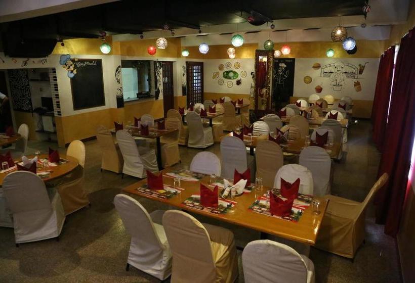 Отель Vinnca Lrn Excellency