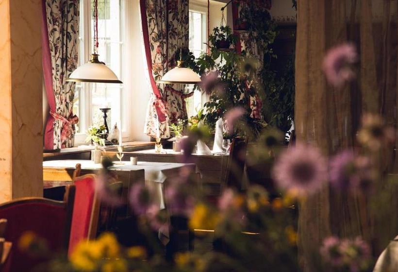 בית מלון כפרי Zum Dorfschmied