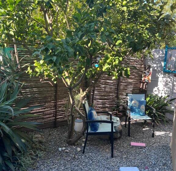 ペンション Bougain Villa Self Catering ,darling
