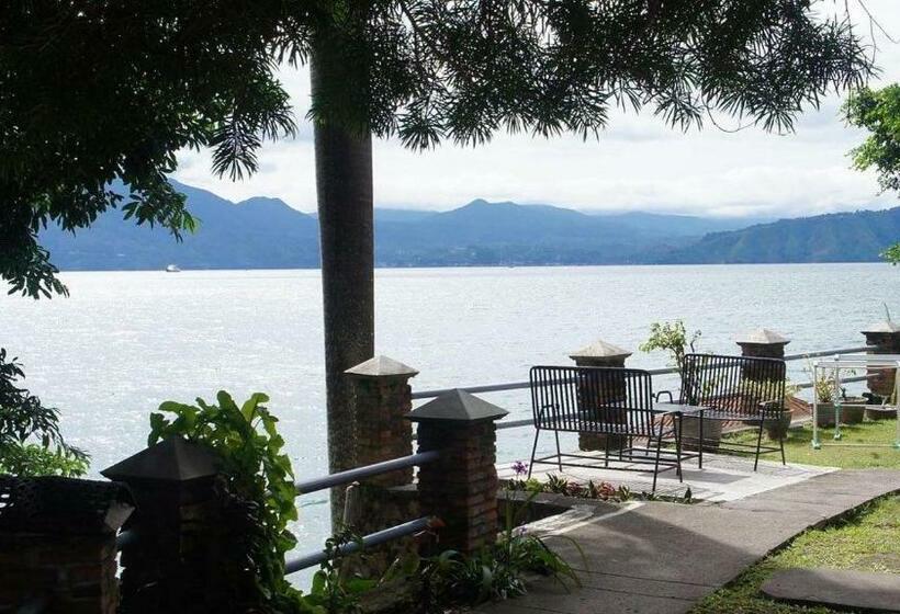 پانسیون Romlan