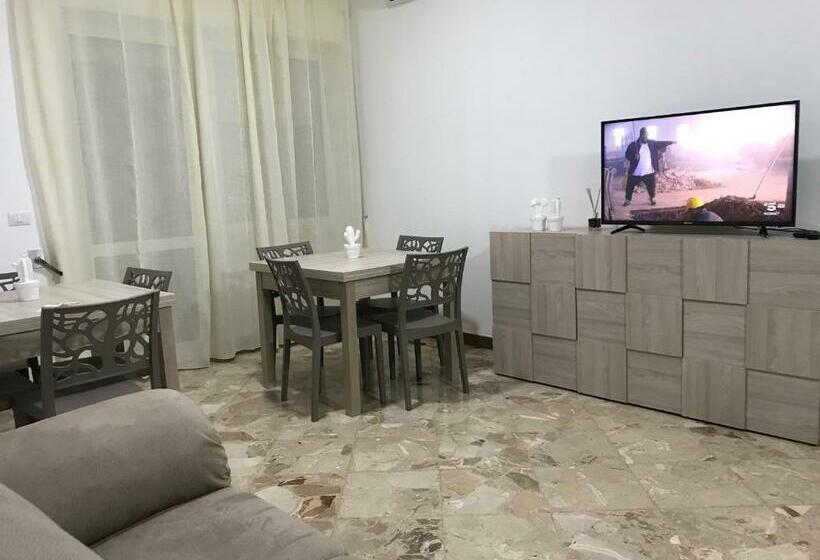 تختخواب و صبحانه La Residenza Apartment