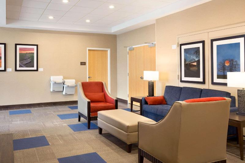 هتل Comfort Inn & Suites Presidential