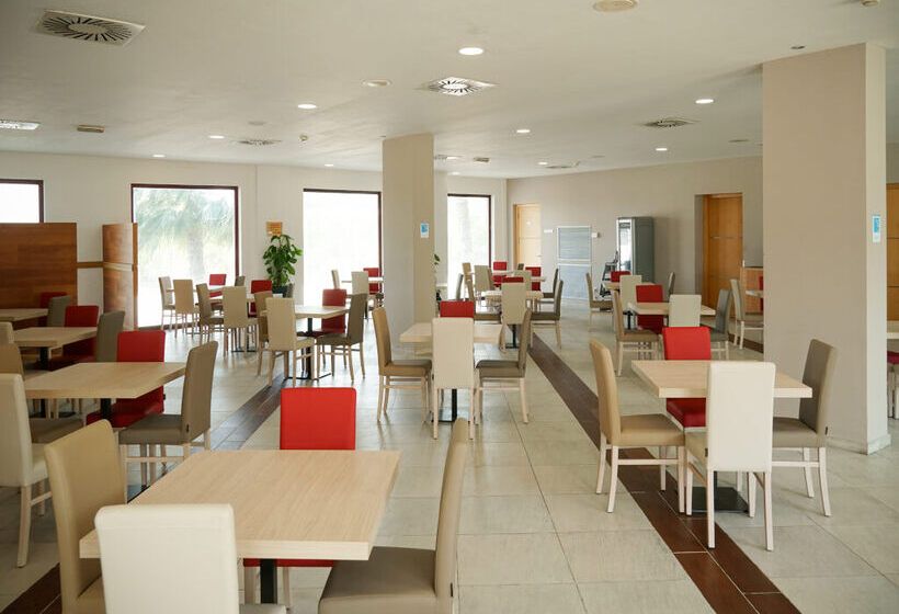هتل Ohtels Campo de Gibraltar