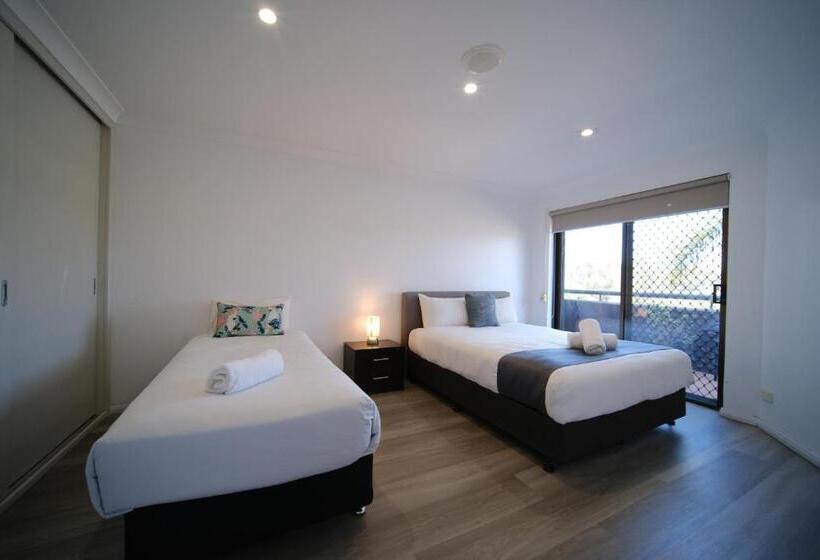 فندق Lakeside Inn Wollongong
