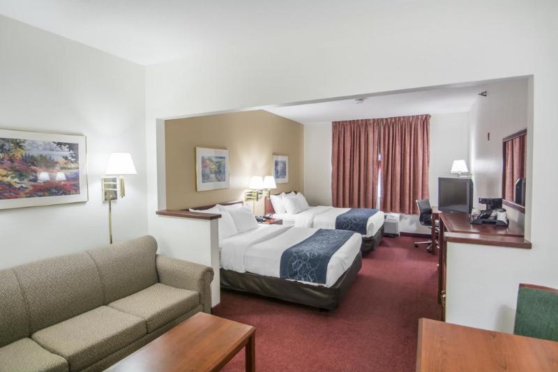 هتل Comfort Suites Rochester Henrietta University Area