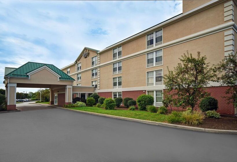 هتل Spark By Hilton Rochester University Area